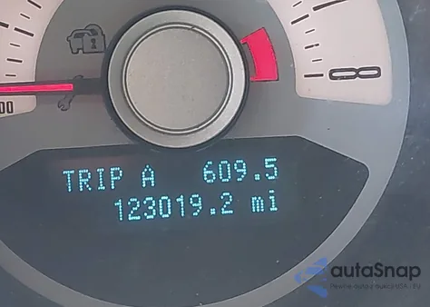 2012 Ford Mustang V6 Premium из США, поврежденный, VIN 1ZVBP8AM3C5258893